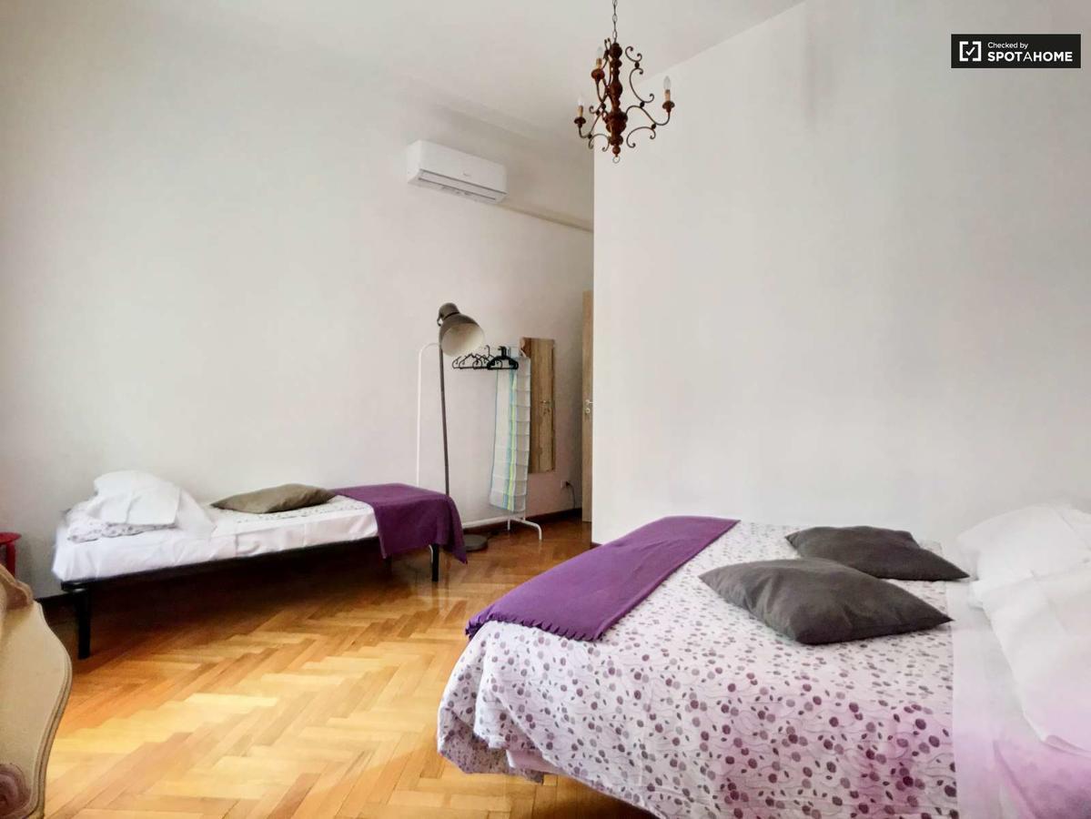 City Center Best Hostel Милан Экстерьер фото